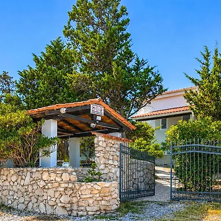 In Smokvica With House Sea View * Smokvica (Pag)